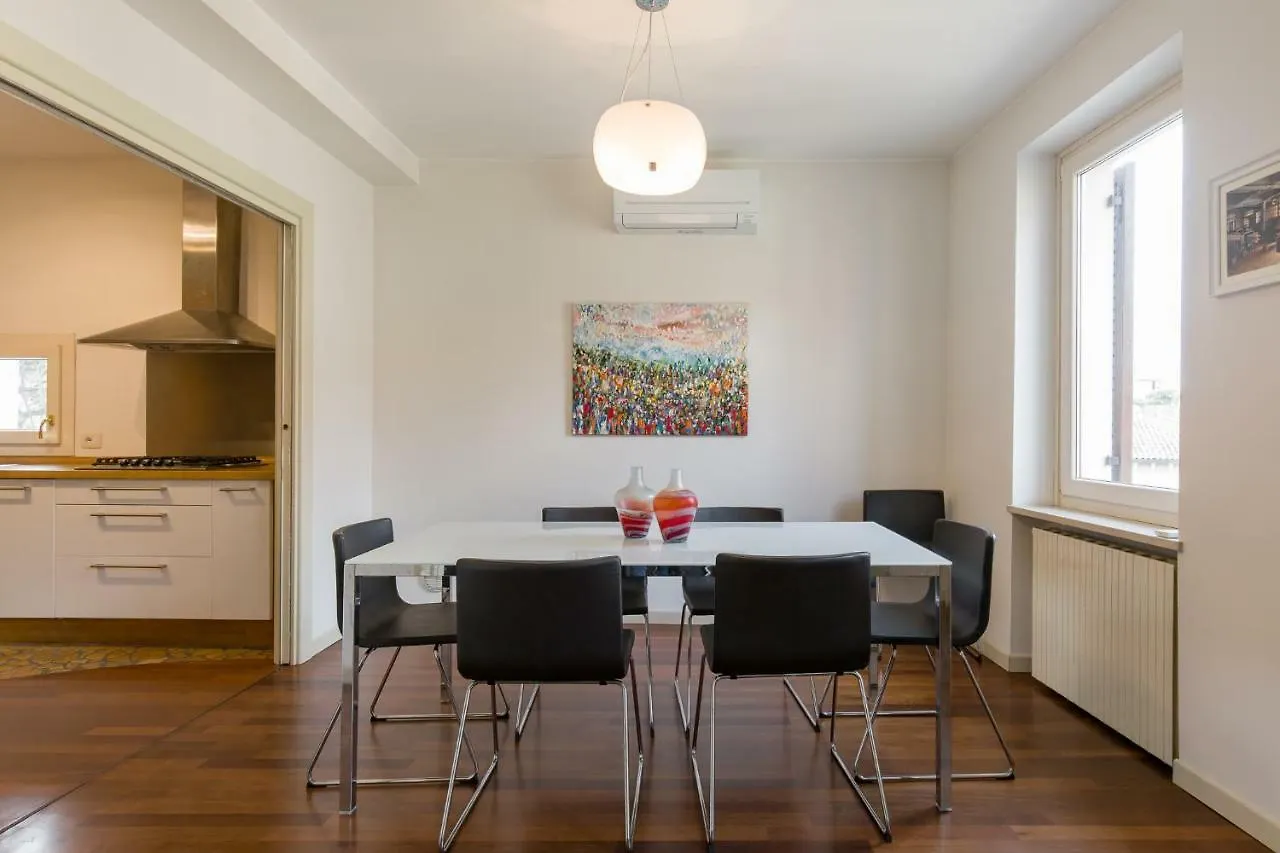 Point Of View Apartment Verona