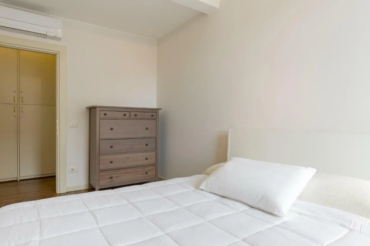Point Of View Apartment Verona Italy