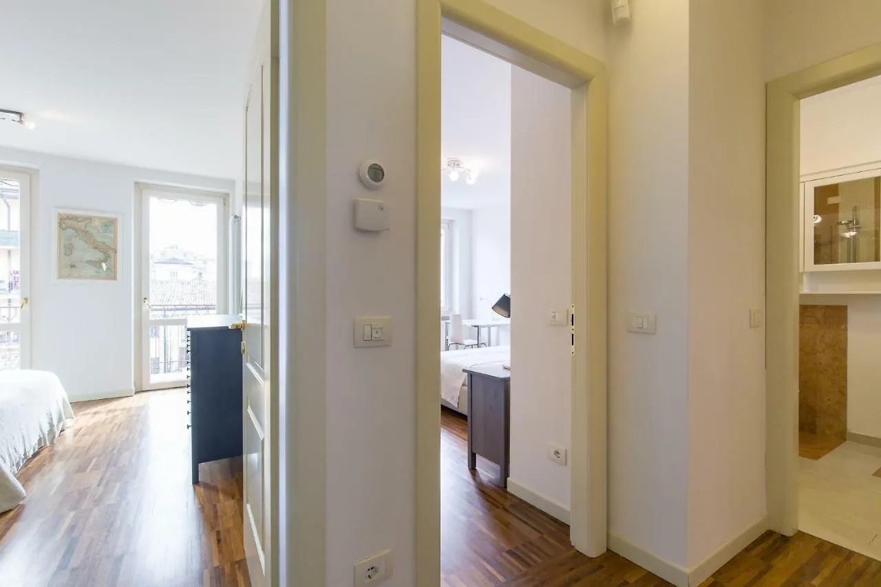 Point Of View Apartment Verona 0*,
